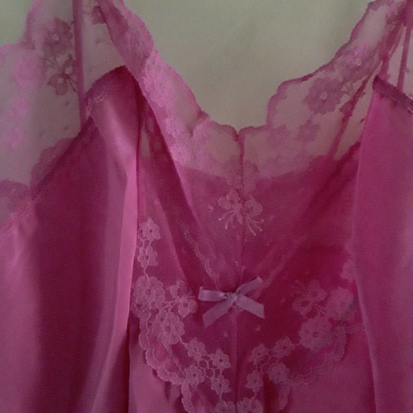 NWT Vintage FORMFIT Lace Trimmed Camisole - Picture 2 of 6